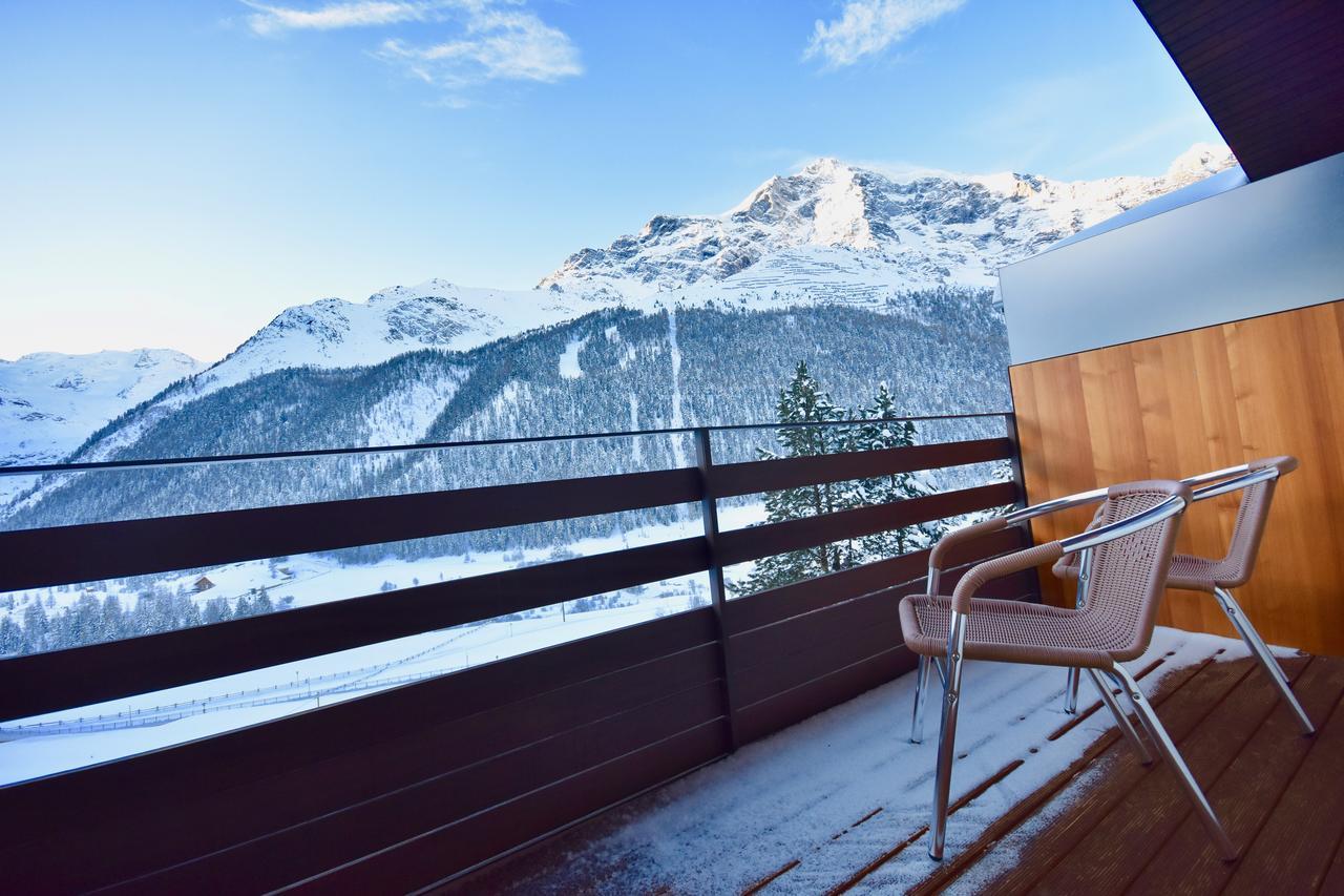Doppelzimmer mit Balkon