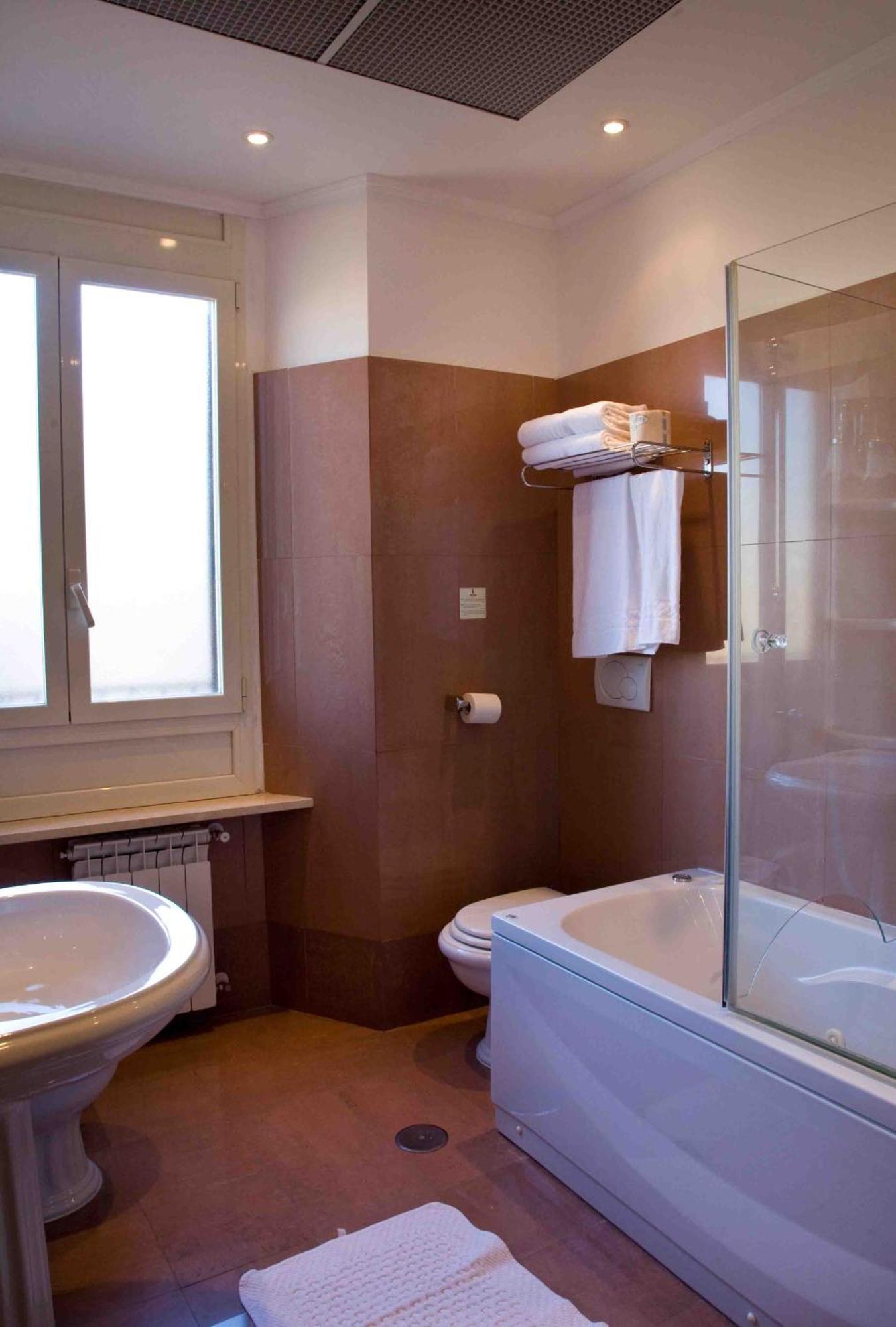 Single Room,1742692507:JPEG