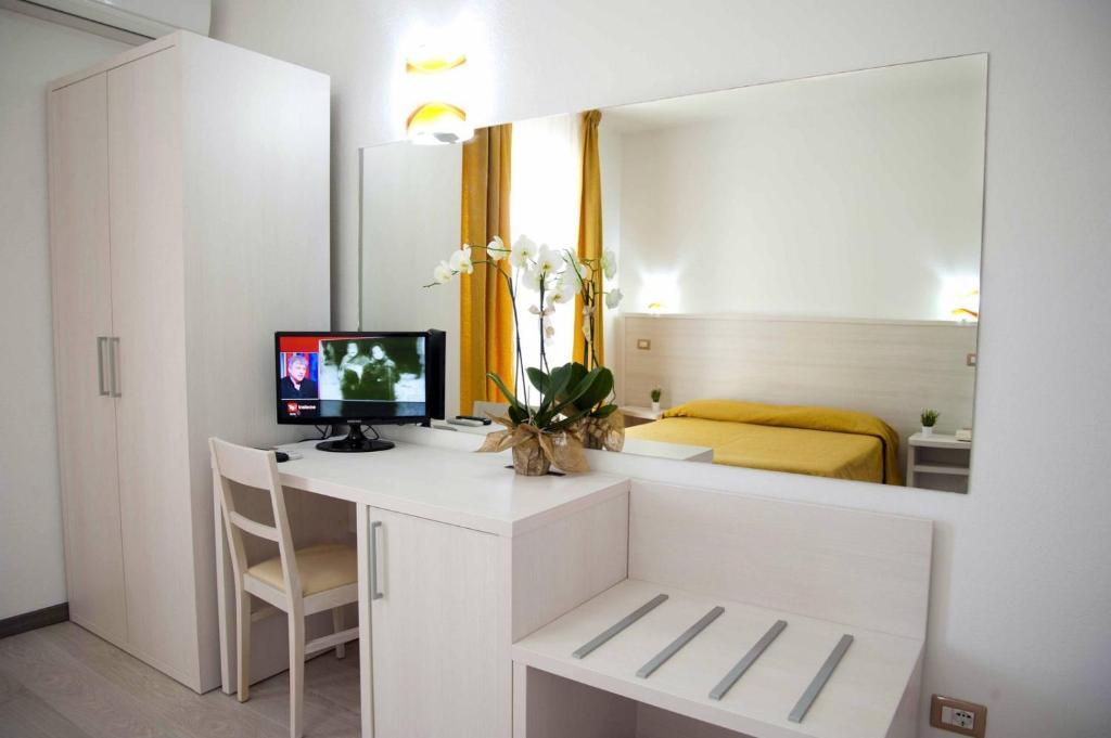 Standard Double or Twin Room Balcony,56545648:JPEG