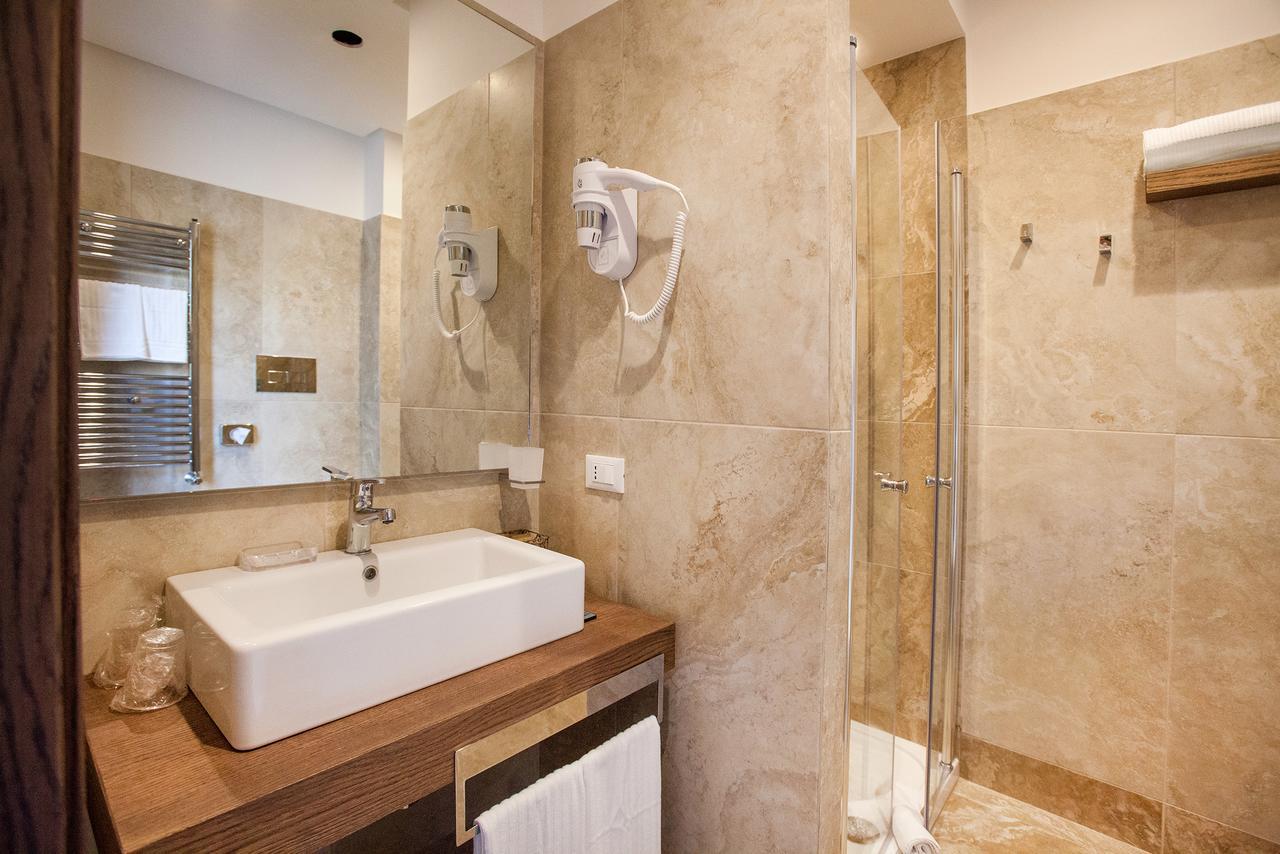 Classic Double Room,566912856:JPEG