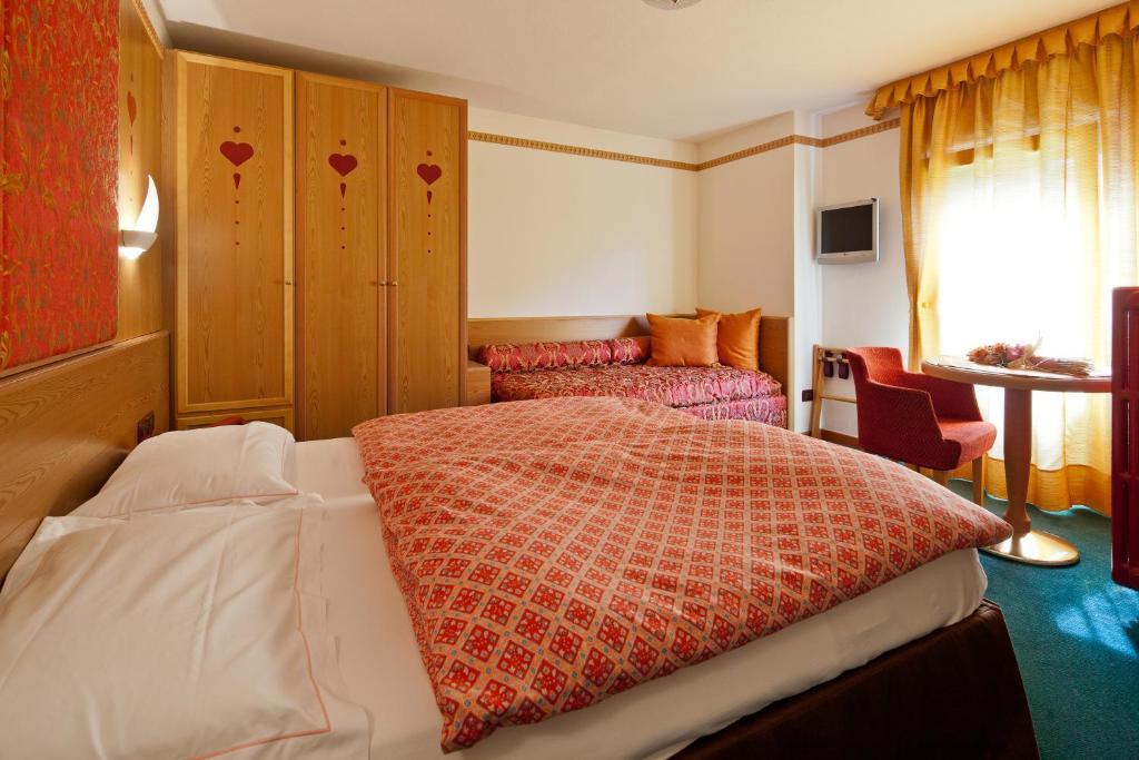 Superior Double or Twin Room,114818927:JPEG