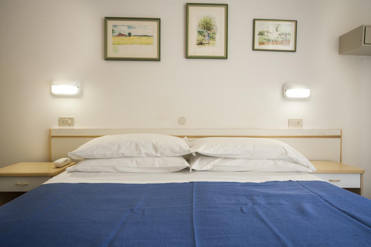 Quarto Duplo Standard