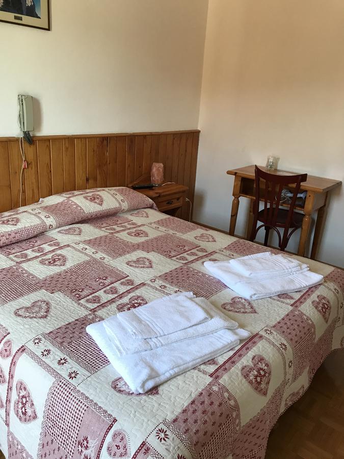 Double or Twin Room,596013903:JPEG