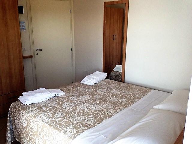 Double Room Private Bathroom,600997323:JPEG