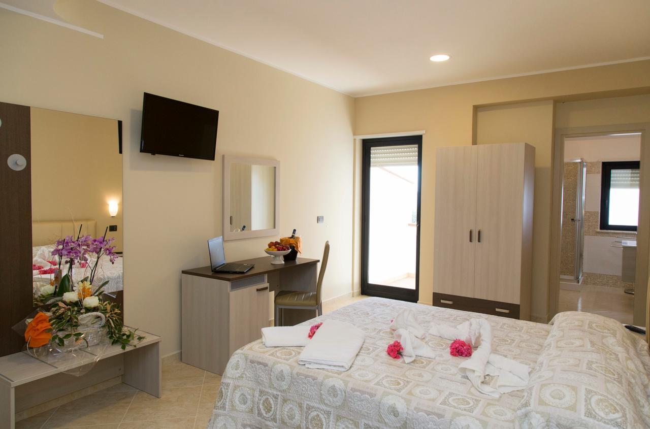 Quadruple Room,1085196280:JPEG