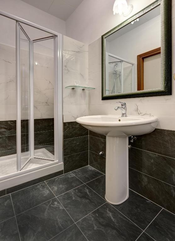 Double Room,60898048:JPEG