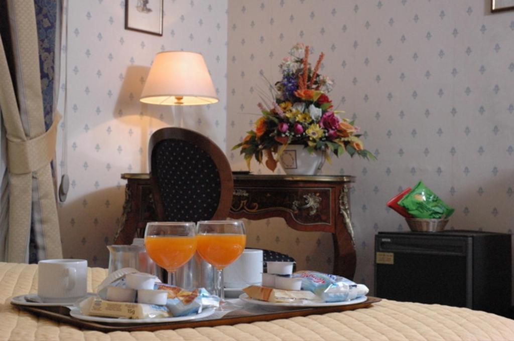 Standard Double Room,742928149:JPEG