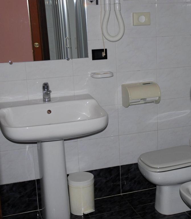 Camera Doppia con Letti Singoli