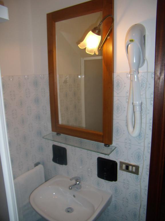Camera Matrimoniale Piccola