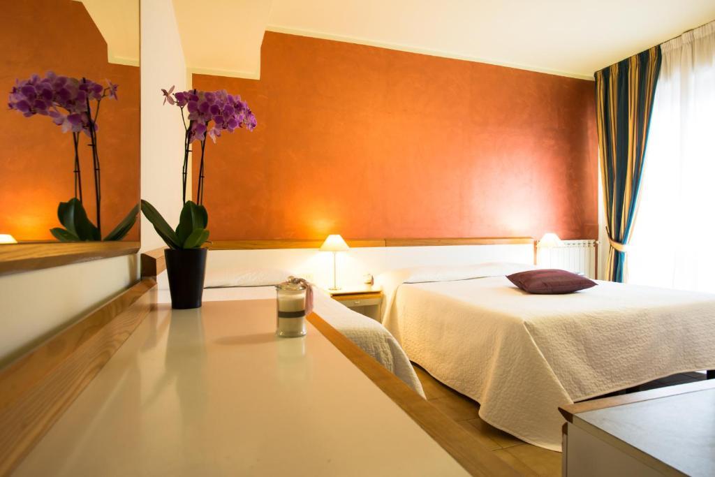 Dreibettzimmer