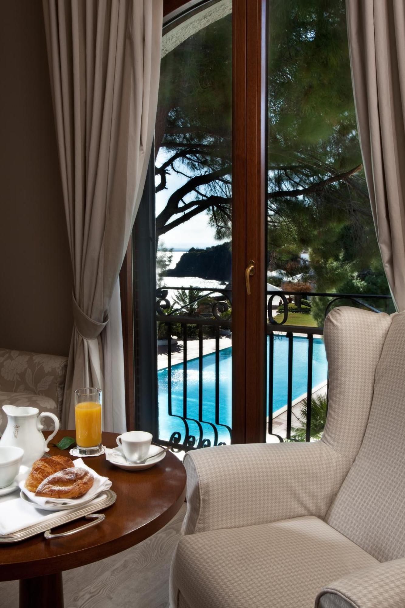 Triple Room with Sea View
