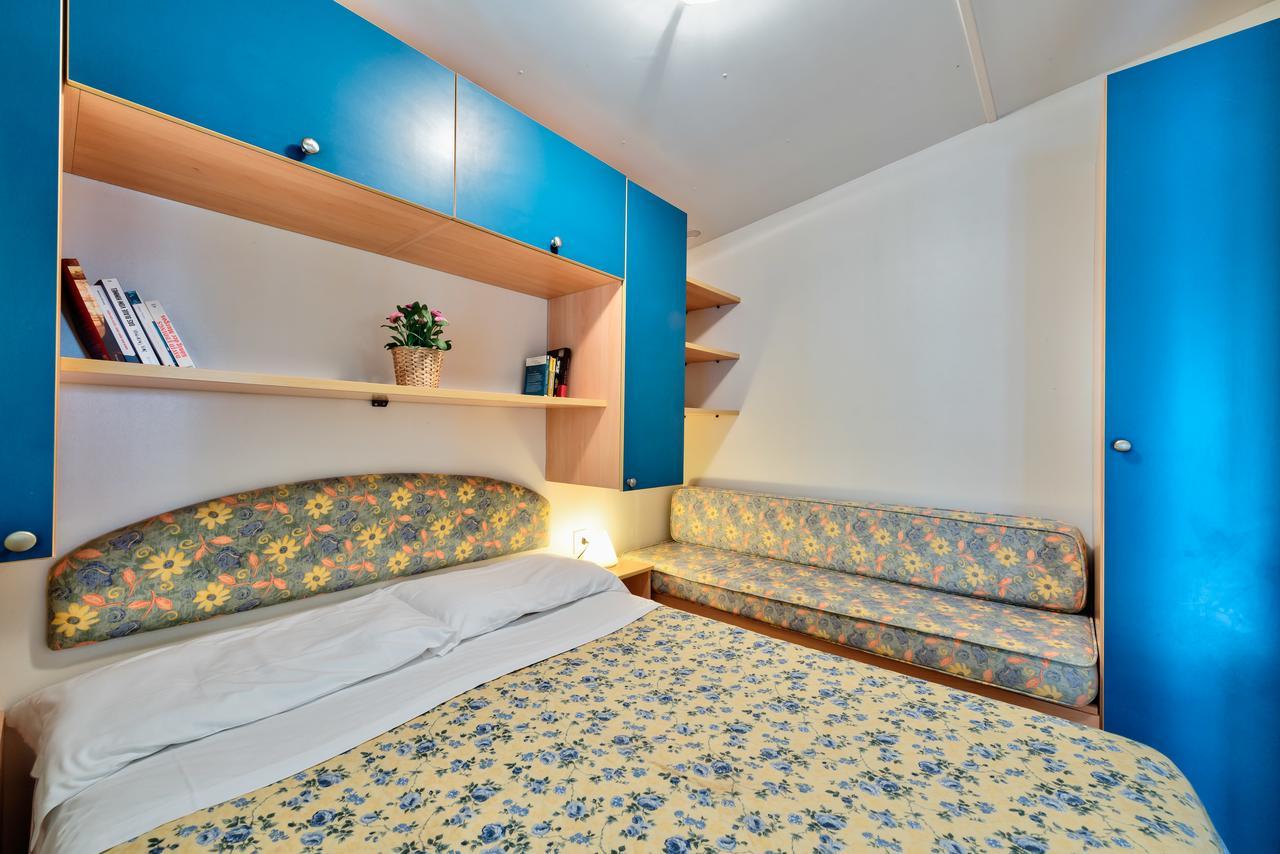 Standard Mobile Home,628210674:JPEG