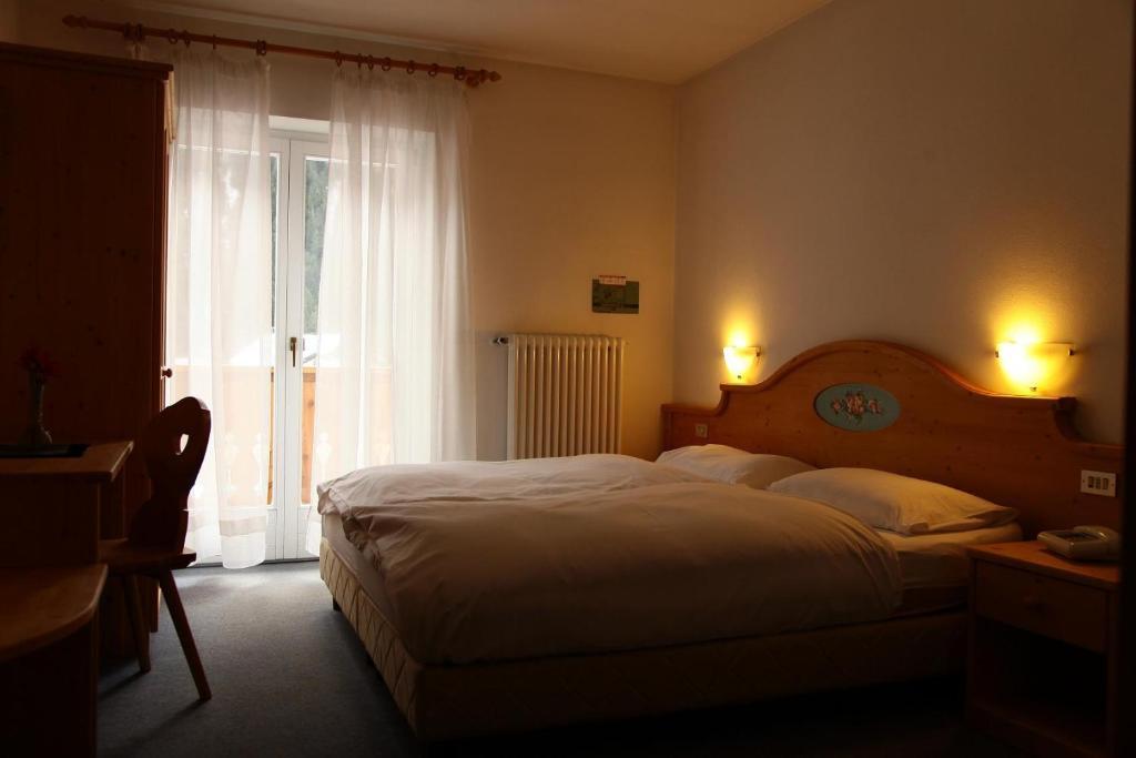 Budget Twin Room,251428329:JPEG