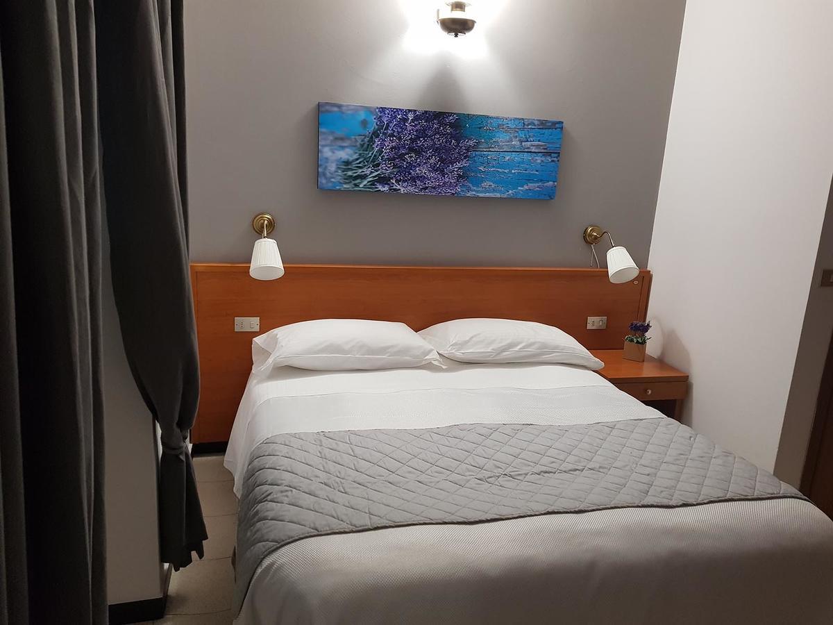 Deluxe Double or Twin Room with Balcony,1031201194:JPEG