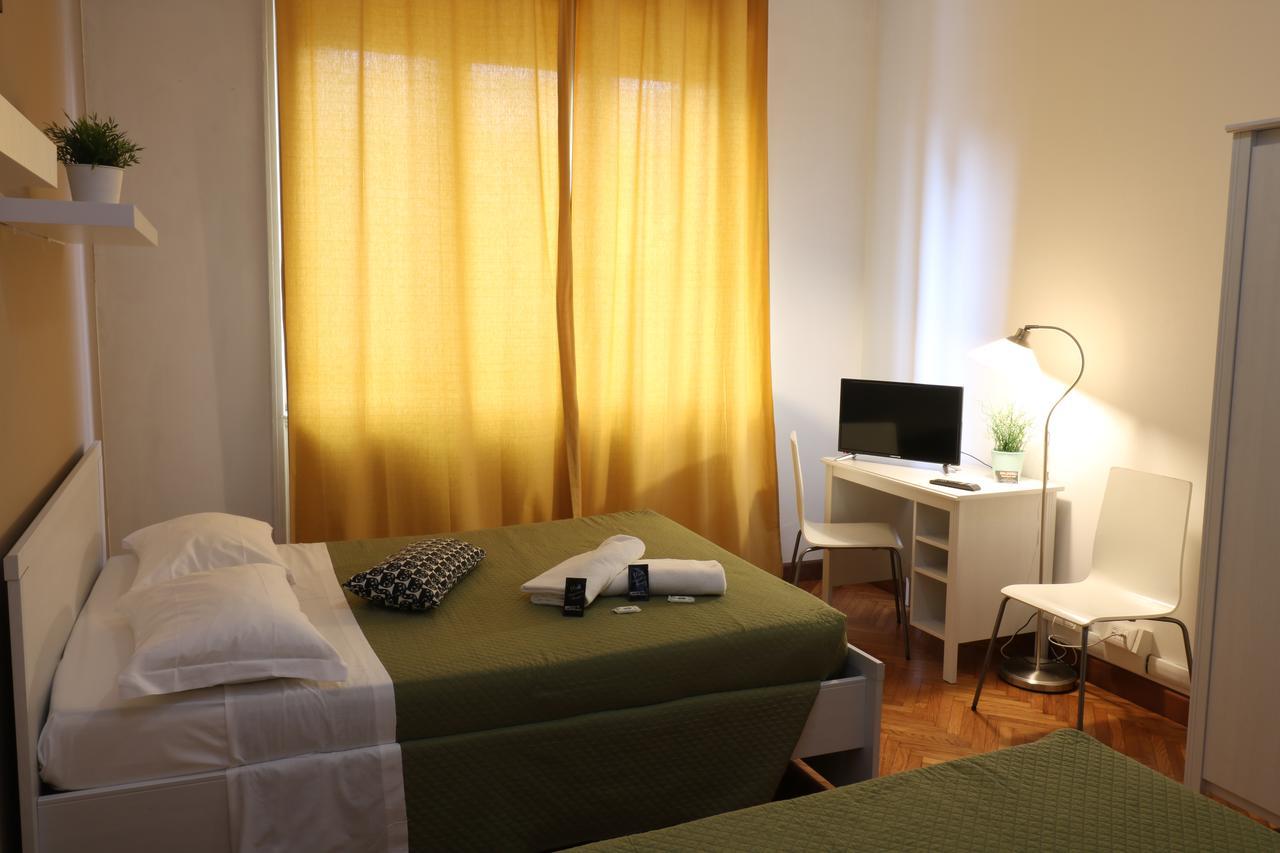 Double Room with  External Shared Bathroom,971095381:JPEG