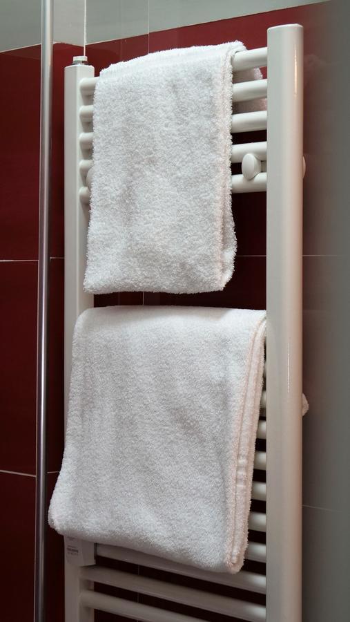 Pokój z 2 łóżkami pojedynczymi i balkonem