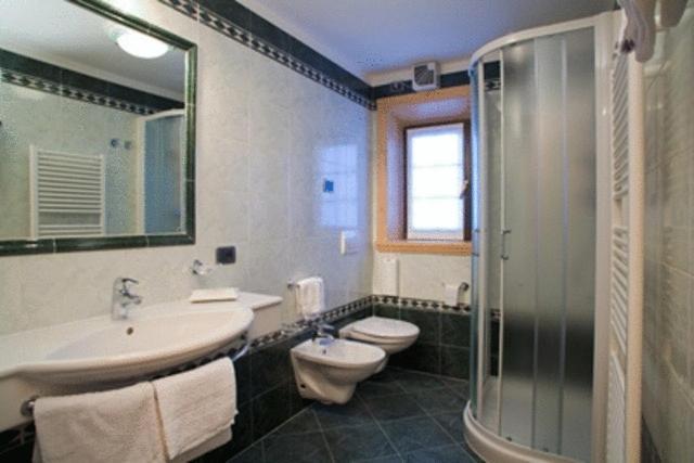 Double or Twin Room,63667324:JPEG