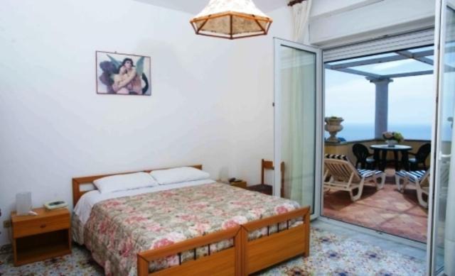 Quarto Duplo Superior com Vista do Mar
