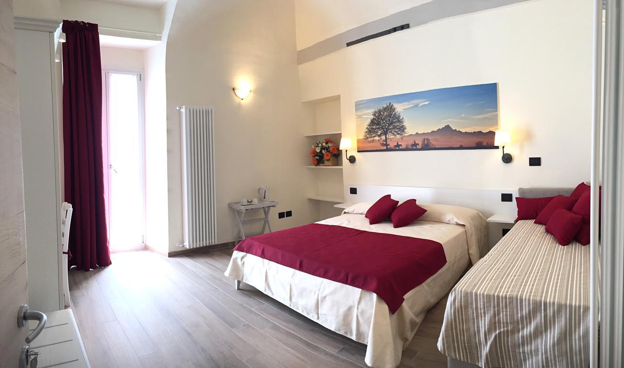 Chambre Double Deluxe (2 Adultes + 1 Enfant)
