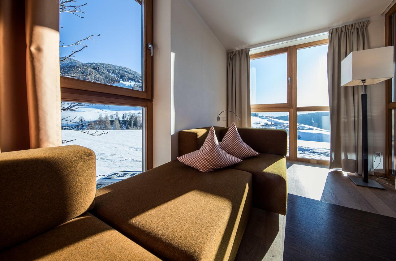 Superior Double Room Balcony Mountain View