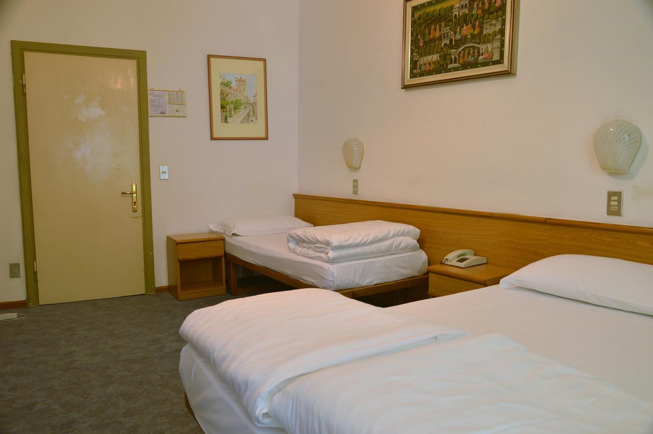 Triple Room,644832525:JPEG