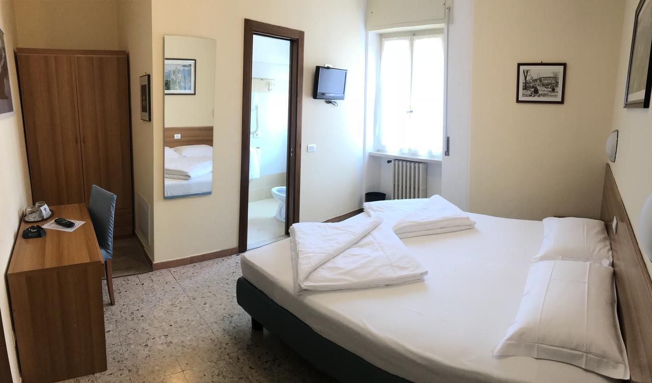 Single Room,402655488:JPEG