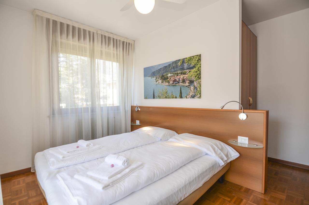 One-Bedroom Apartment,645017037:JPEG