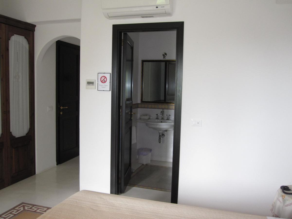 Double or Twin Room with Garden View,645736914:JPEG
