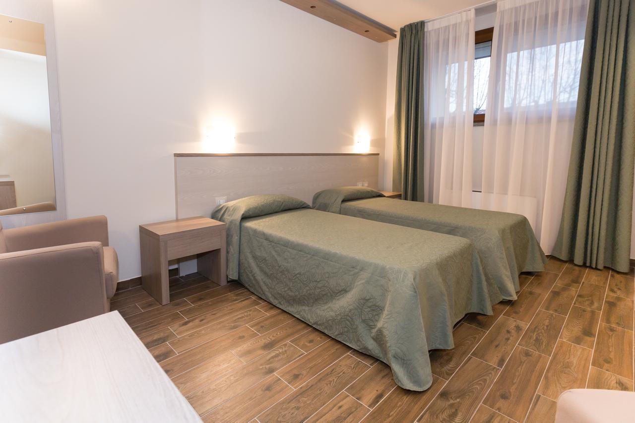 Deluxe Double Room,648952551:JPEG