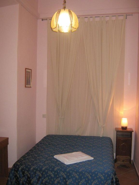 Standard Single Room,1580489445:JPEG