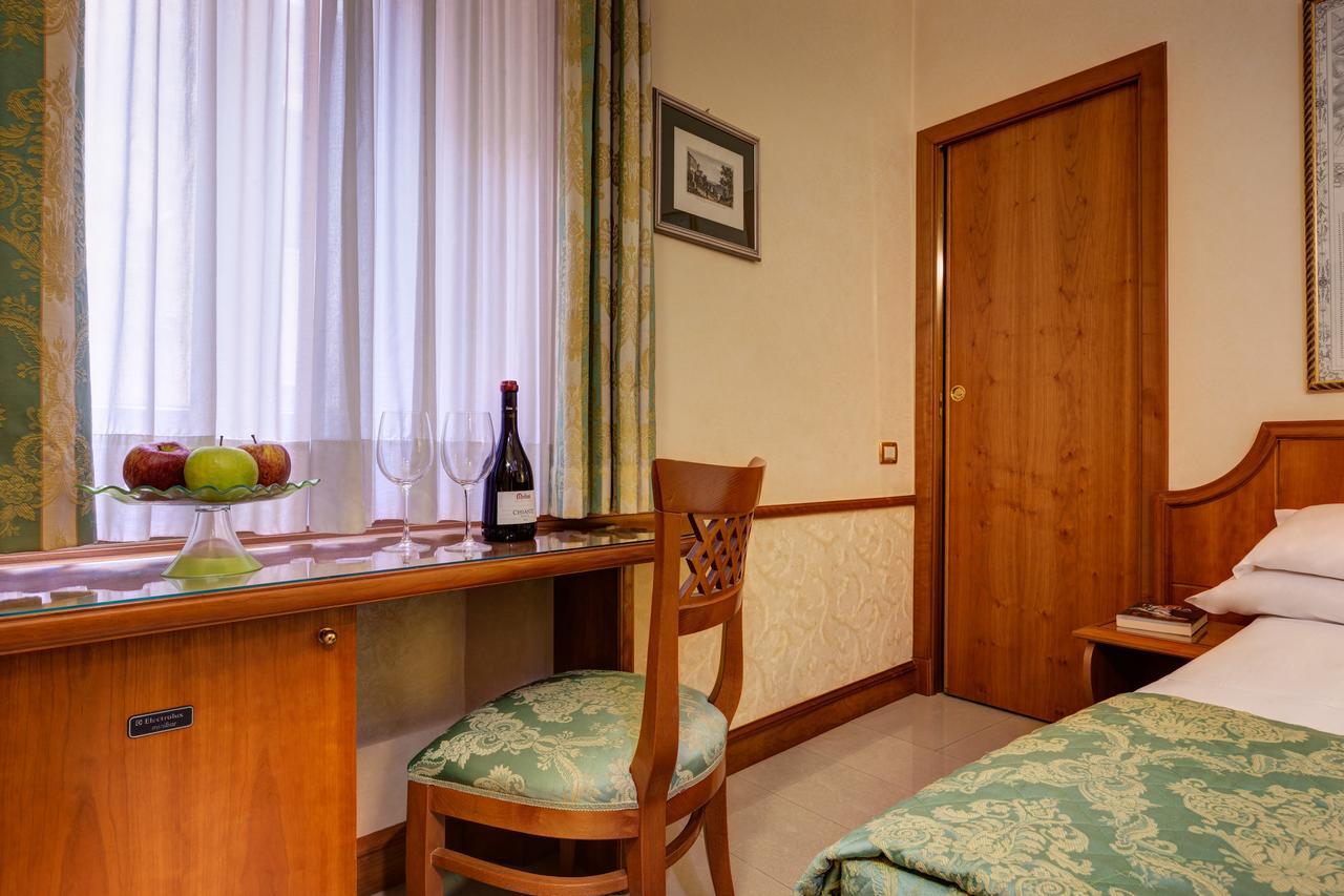 Small Double Room - French bed,655563777:JPEG