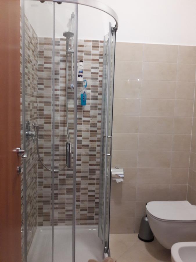 Camera Matrimoniale Deluxe (2 Adulti + 1 Bambino)