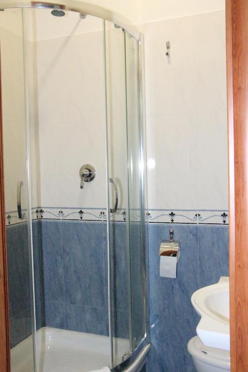 Twin Room,378303010:JPEG