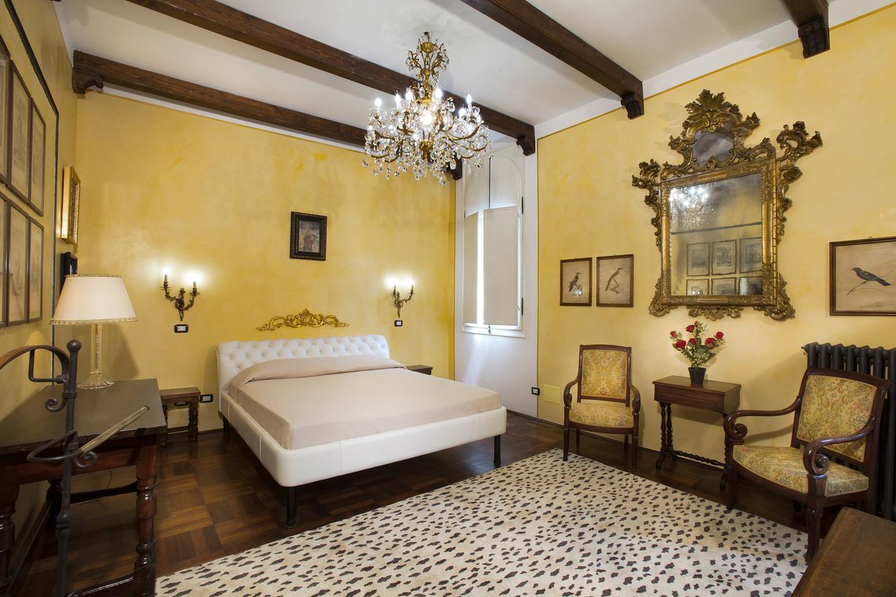 King Room,1269226930:JPEG