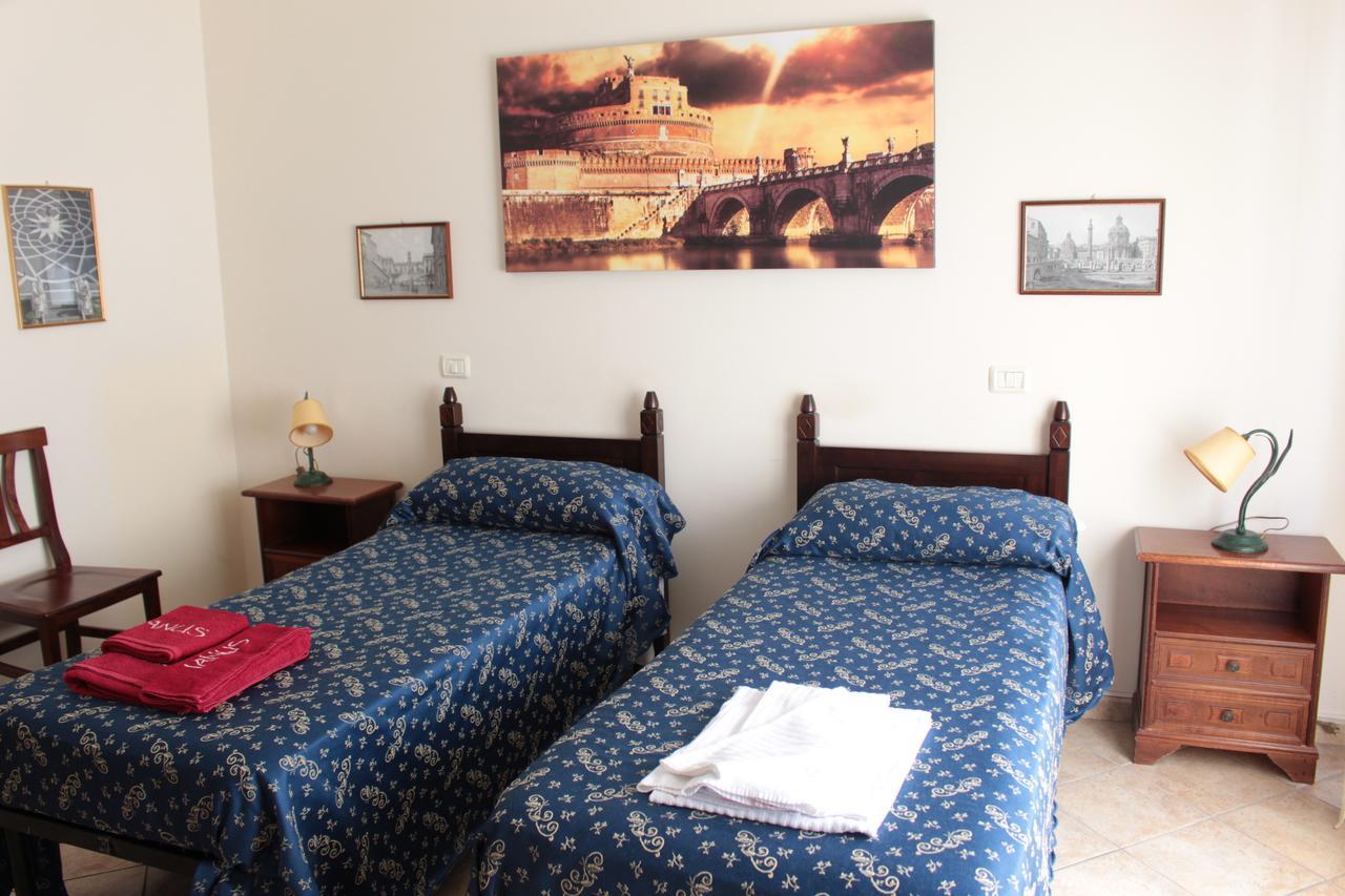 Quarto Standard com Cama de Casal ou 2 de Solteiro