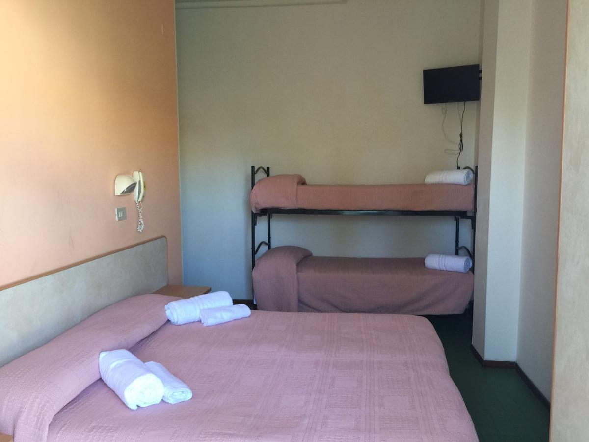Habitación Cuádruple con balcón
