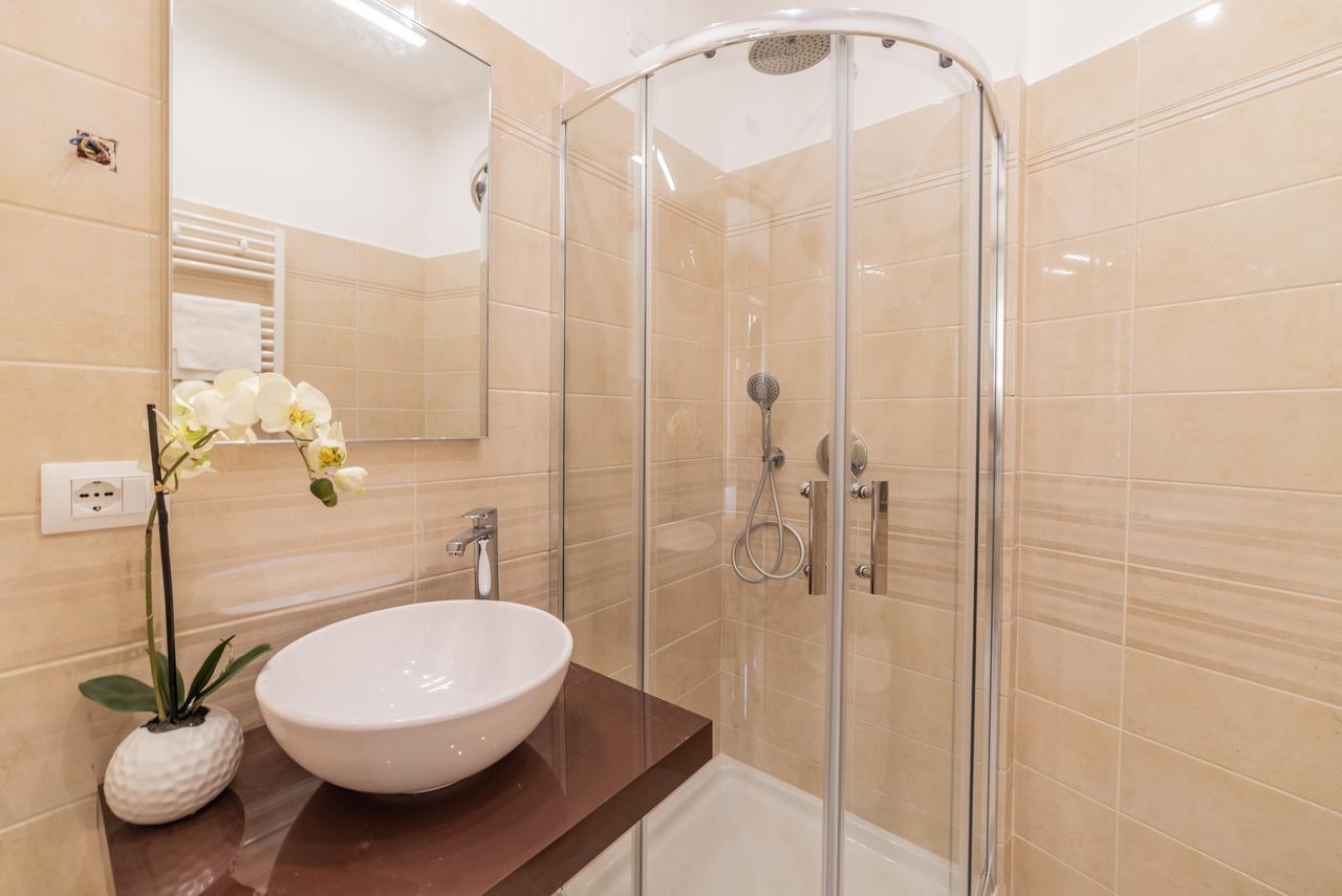 Quarto Duplo Standard