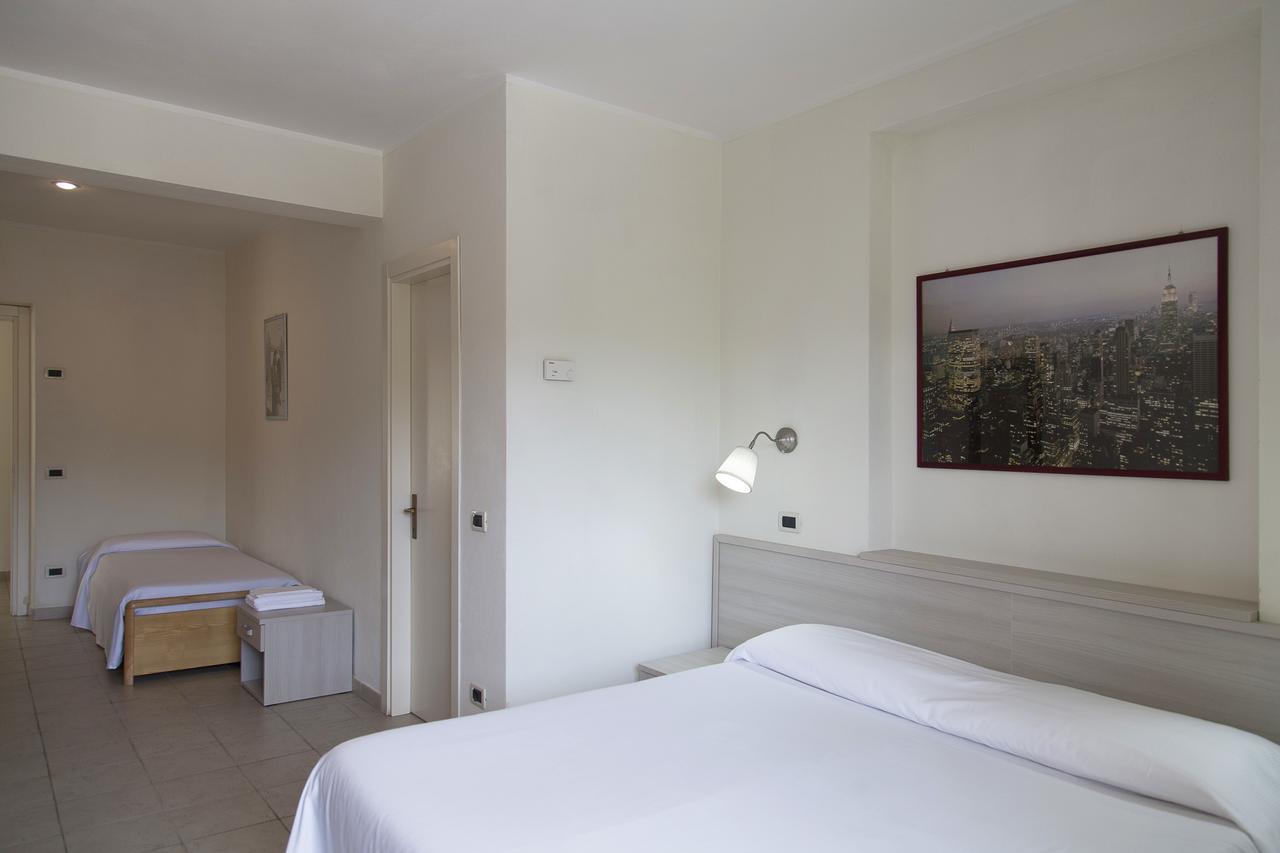 Triple Room with Garden View,663915879:JPEG
