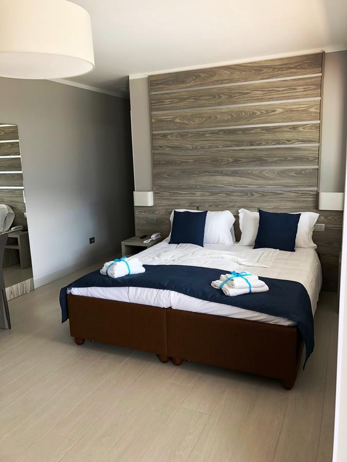 Superior Triple Room,664192878:JPEG