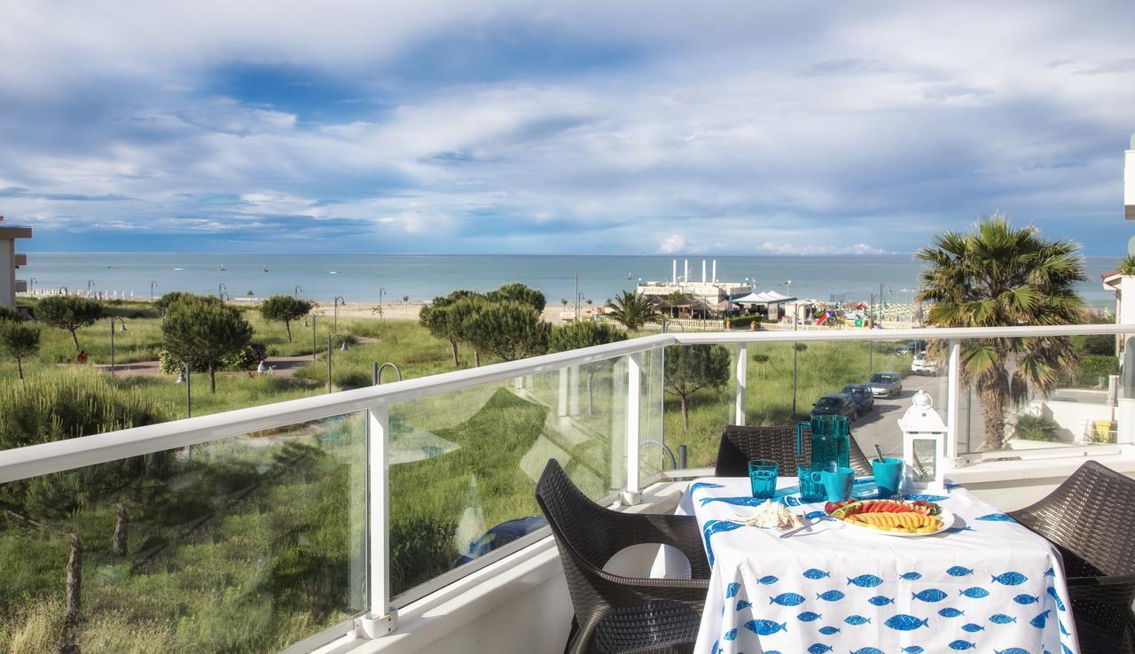 Appartamento con 2 Camere da Letto e Vista Mare