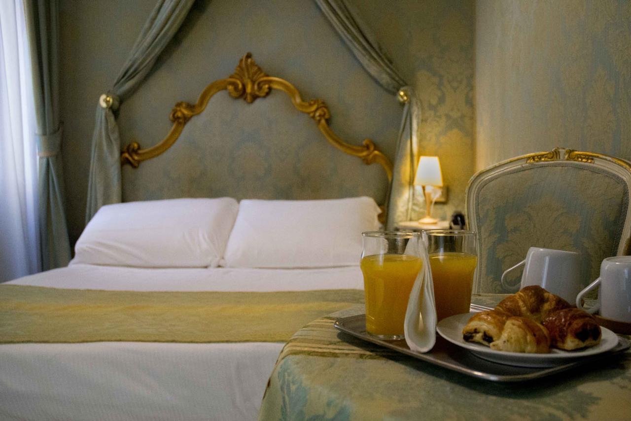 Deluxe Double or Twin Room,1710294898:JPEG