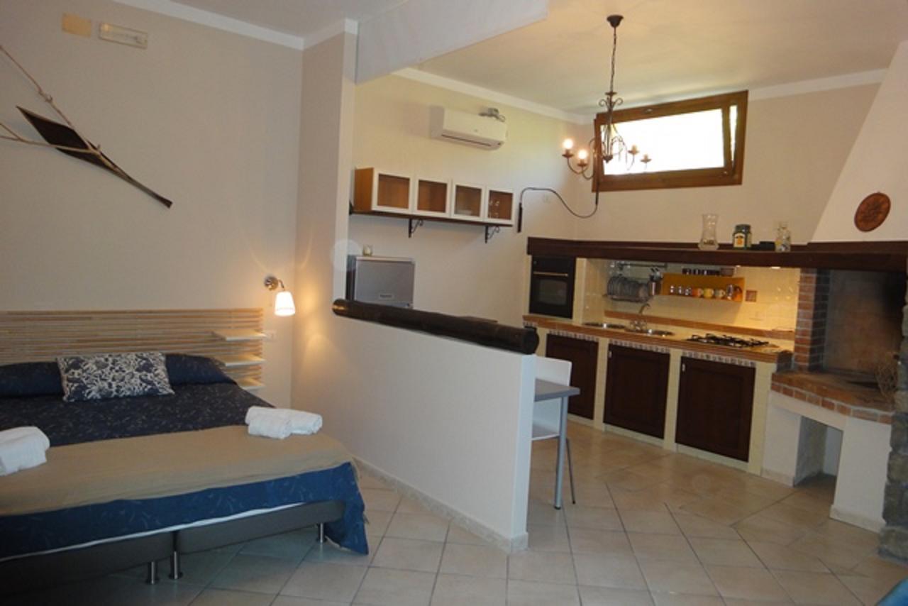 Studio Apartment Tavern Style