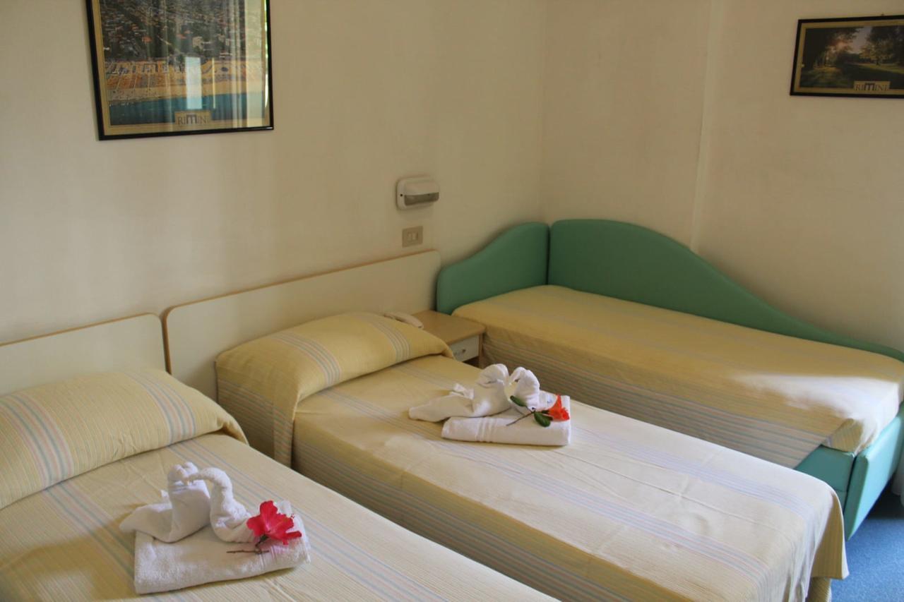 Quarto Triplo Standard