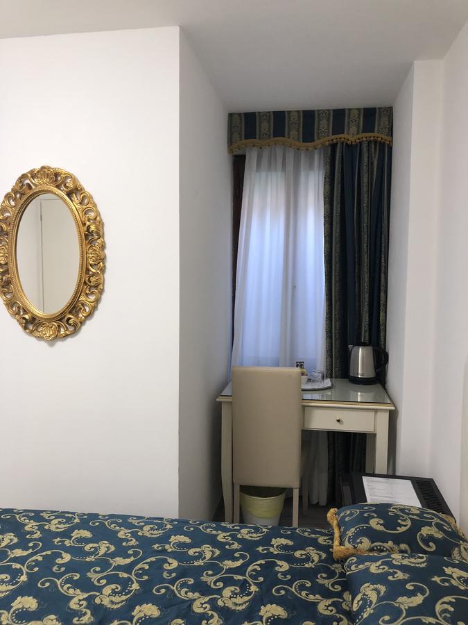 Single Room,665320611:JPEG