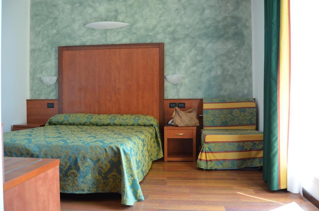 Elegance Double Room,66758872:JPEG