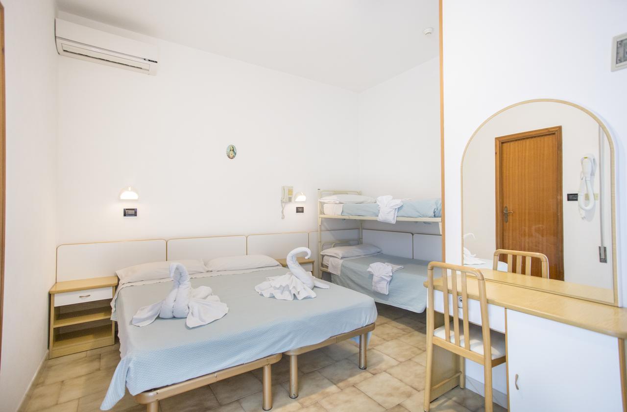 Chambre Quadruple avec Balcon