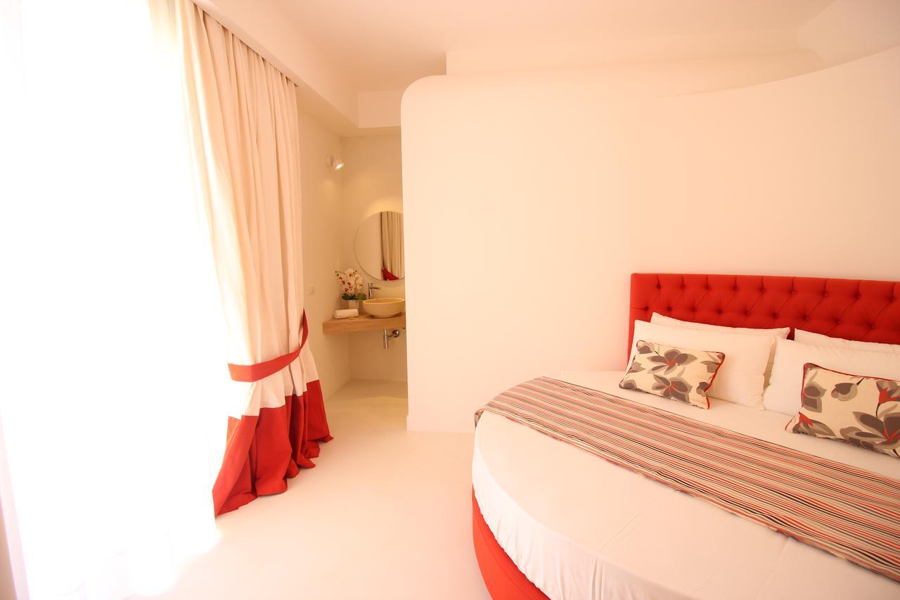 Double Room with Patio,670452201:JPEG