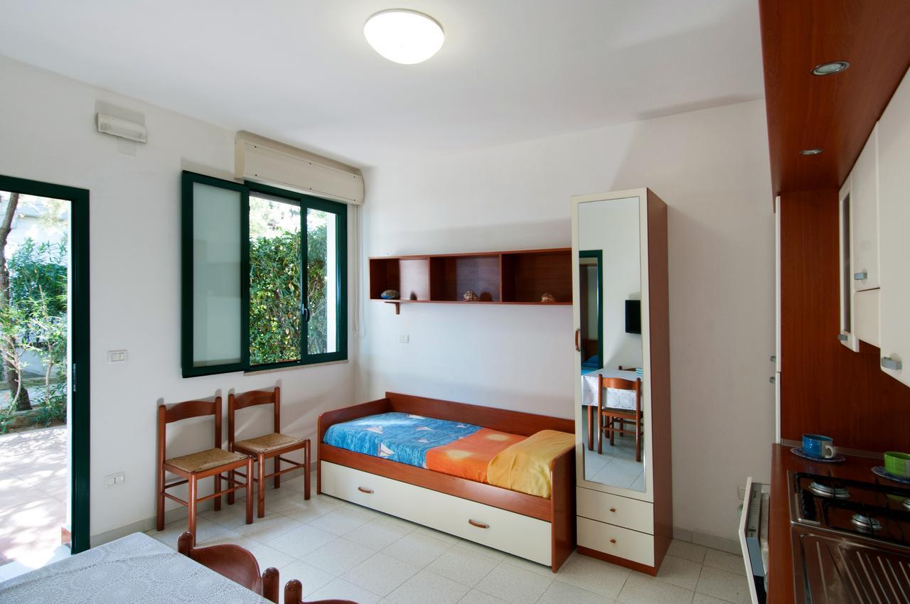 One-Bedroom Apartment Sud