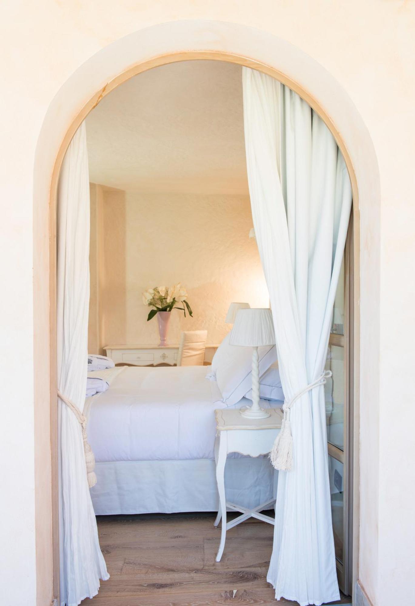 Double Room with room change Garden Side