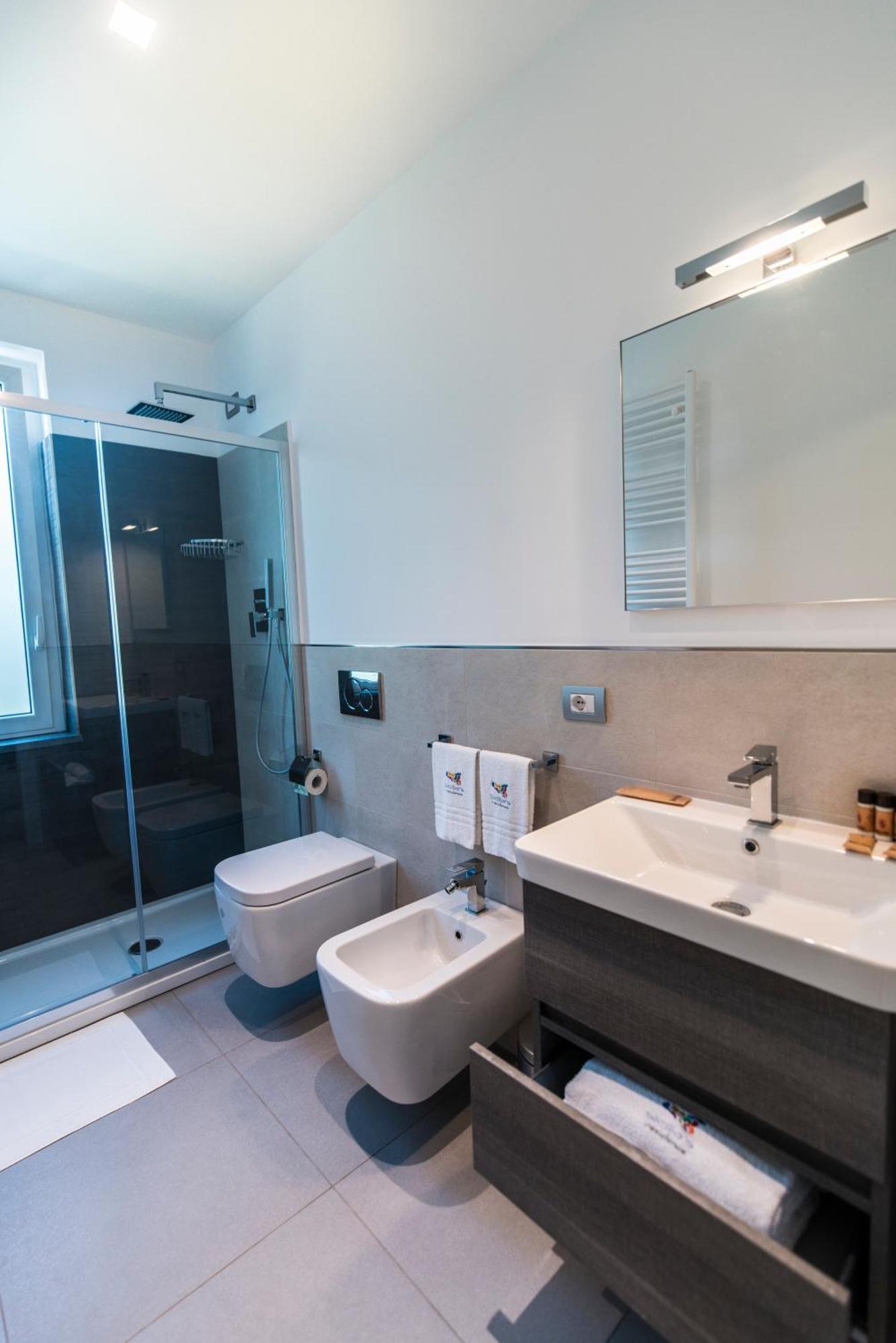 Family Room Suite